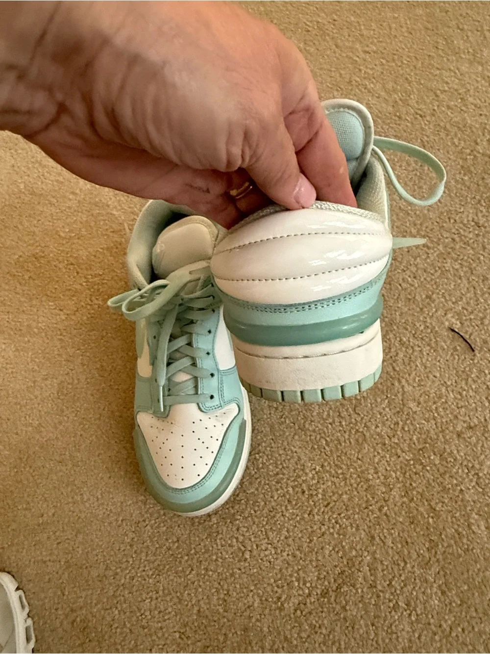 Nike classic low